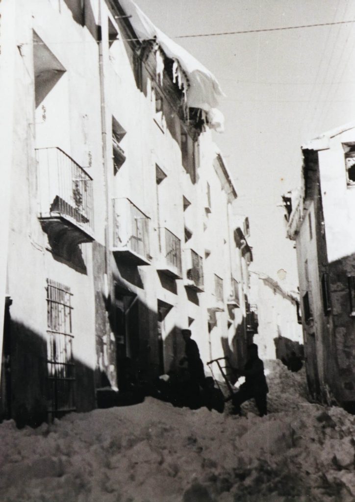 carrer mig, nevada del 60, castalla